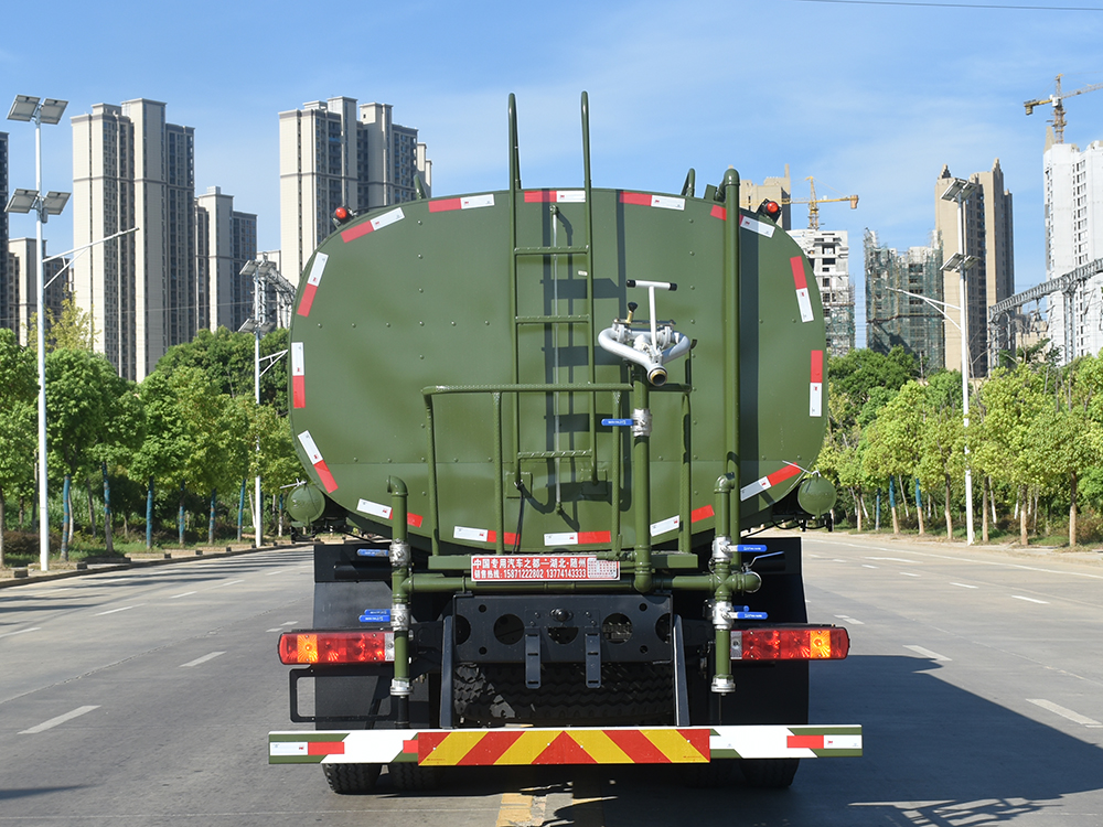 18.3方重汽豪沃TX曼310馬力后雙橋?yàn)⑺?  border=